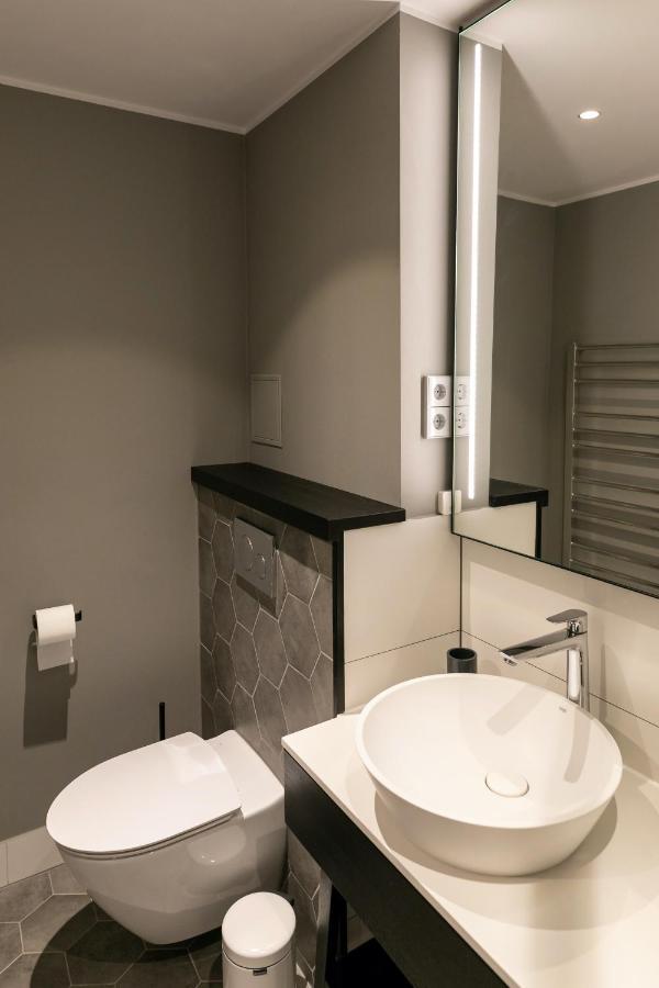 Brand New, Family-Friendly With A Great Location - Moon Apartment Вентспилс Экстерьер фото