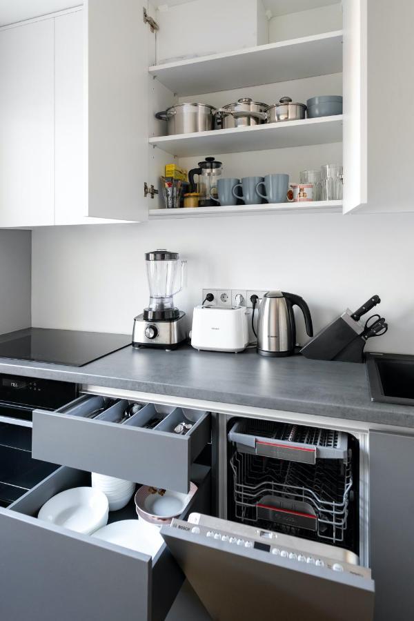 Brand New, Family-Friendly With A Great Location - Moon Apartment Вентспилс Экстерьер фото
