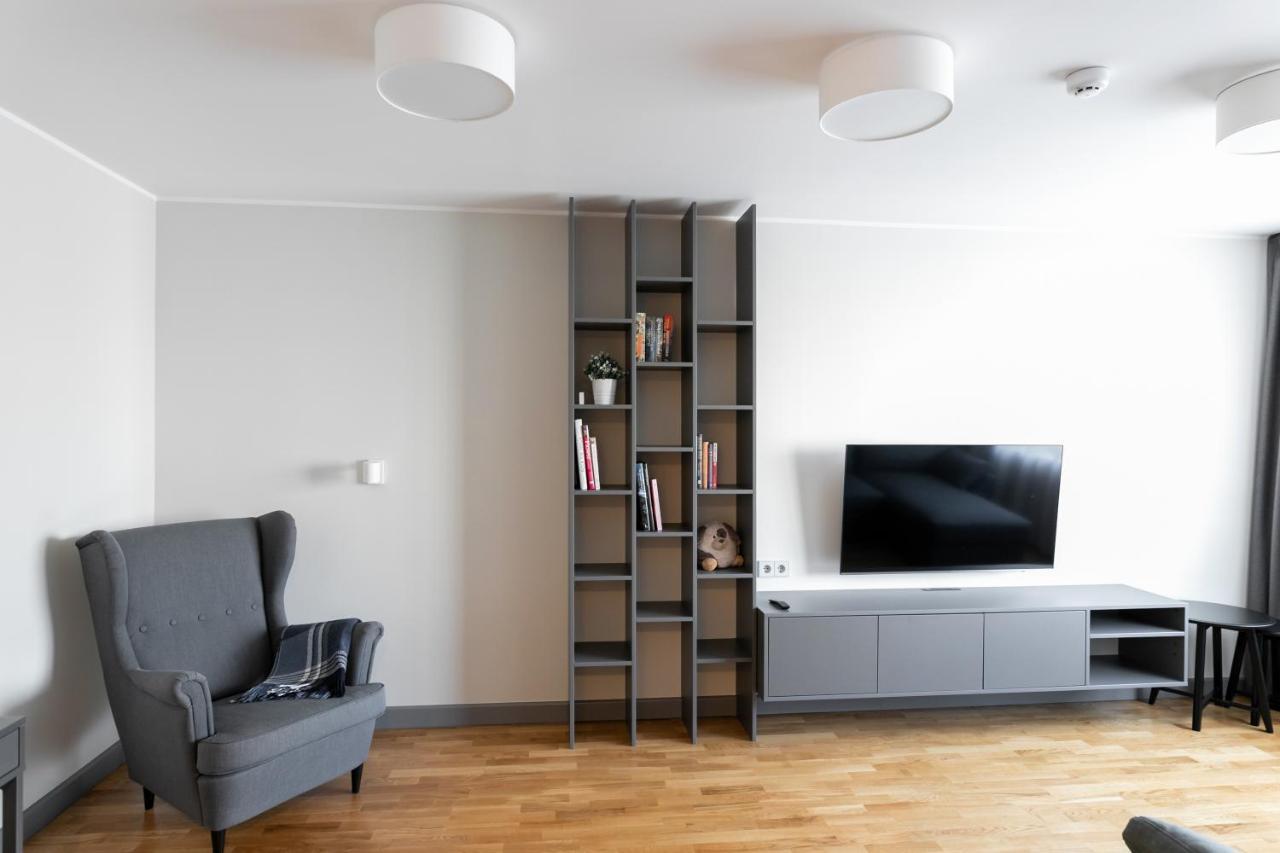 Brand New, Family-Friendly With A Great Location - Moon Apartment Вентспилс Экстерьер фото