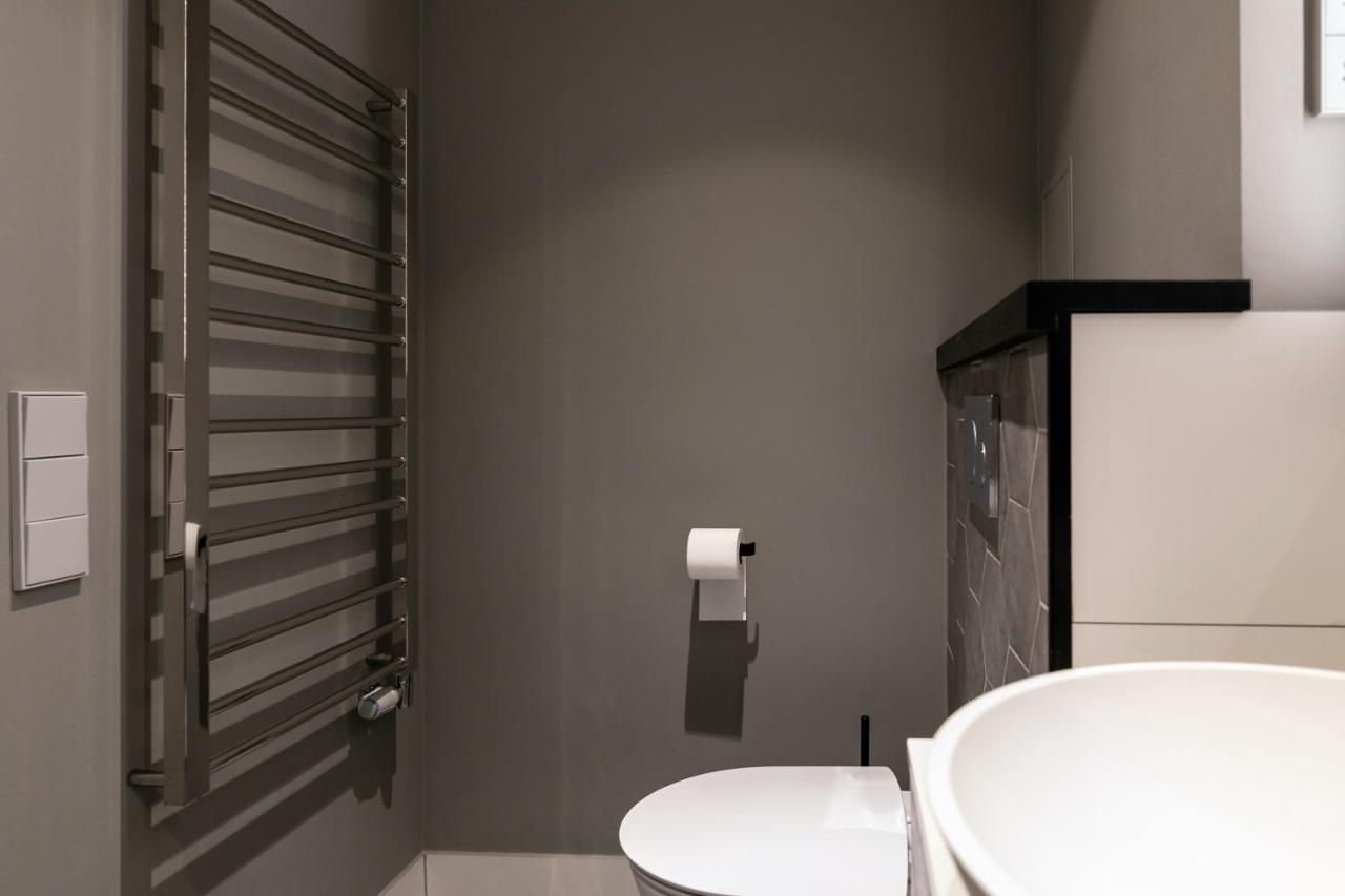 Brand New, Family-Friendly With A Great Location - Moon Apartment Вентспилс Экстерьер фото
