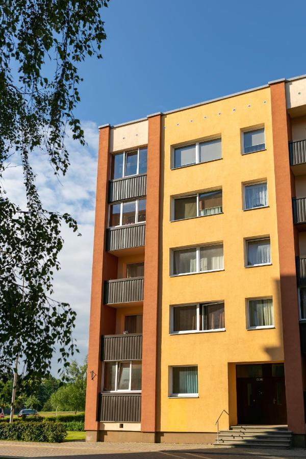 Brand New, Family-Friendly With A Great Location - Moon Apartment Вентспилс Экстерьер фото